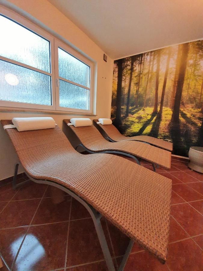 Hotel Drei Kronen Фрауенвалд Екстериор снимка